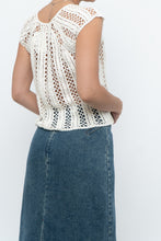 Load image into Gallery viewer, Vintage x Cream Short Sleeve Crochet Cardigan (XS, S)