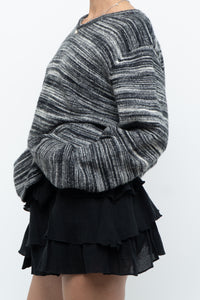 Vintage x Made in Hong Kong x Black, Grey Striped Knit Sweater (XS-L)