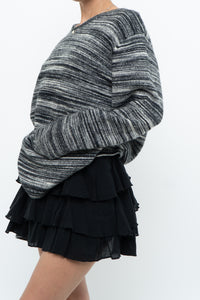 Vintage x Made in Hong Kong x Black, Grey Striped Knit Sweater (XS-L)