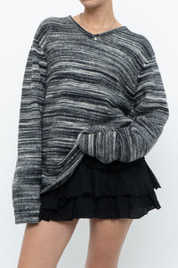 Vintage x Made in Hong Kong x Black, Grey Striped Knit Sweater (XS-L)