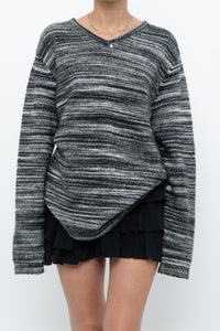 Vintage x Made in Hong Kong x Black, Grey Striped Knit Sweater (XS-L)