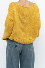 Load image into Gallery viewer, Modern x Made in Italy x Honey Yellow Wool Thrashed Knit Sweater (XS-L)