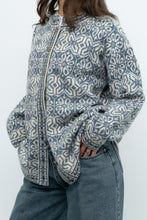 Load image into Gallery viewer, Vintage x Made in Hong Kong x Blue, Cream Patterned Wool Knit Cardigan (XS-M)