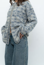 Load image into Gallery viewer, Vintage x Made in Hong Kong x Blue, Cream Patterned Wool Knit Cardigan (XS-M)