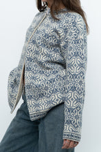 Load image into Gallery viewer, Vintage x Made in Hong Kong x Blue, Cream Patterned Wool Knit Cardigan (XS-M)