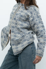 Load image into Gallery viewer, Vintage x Made in Hong Kong x Blue, Cream Patterned Wool Knit Cardigan (XS-M)