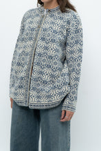 Load image into Gallery viewer, Vintage x Made in Hong Kong x Blue, Cream Patterned Wool Knit Cardigan (XS-M)
