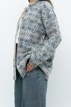 Load image into Gallery viewer, Vintage x Made in Hong Kong x Blue, Cream Patterned Wool Knit Cardigan (XS-M)