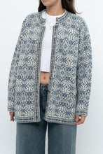 Load image into Gallery viewer, Vintage x Made in Hong Kong x Blue, Cream Patterned Wool Knit Cardigan (XS-M)