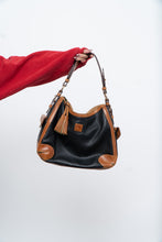 Load image into Gallery viewer, Vintage x DOONEY &amp; BURKE Black, Tan Pebble Leather Purse