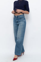 Load image into Gallery viewer, UNIQLO x Midwash Highrise Denim (XS, S)