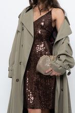 Load image into Gallery viewer, Vintage x Beige Sequin Chainlink Purse