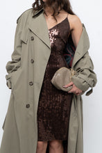 Load image into Gallery viewer, Vintage x Beige Sequin Chainlink Purse
