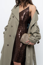 Load image into Gallery viewer, Vintage x Beige Sequin Chainlink Purse