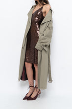 Load image into Gallery viewer, Vintage x Made in Canada x Beige Cotton Belted Trench (XS-L)