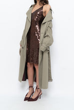 Load image into Gallery viewer, Vintage x Made in Canada x Beige Cotton Belted Trench (XS-L)