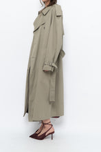 Load image into Gallery viewer, Vintage x Made in Canada x Beige Cotton Belted Trench (XS-L)