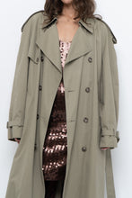 Load image into Gallery viewer, Vintage x Made in Canada x Beige Cotton Belted Trench (XS-L)