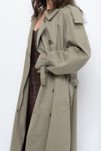 Load image into Gallery viewer, Vintage x Made in Canada x Beige Cotton Belted Trench (XS-L)