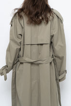 Load image into Gallery viewer, Vintage x Made in Canada x Beige Cotton Belted Trench (XS-L)