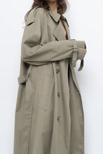 Load image into Gallery viewer, Vintage x Made in Canada x Beige Cotton Belted Trench (XS-L)