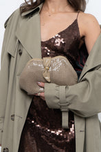 Load image into Gallery viewer, Vintage x Beige Sequin Chainlink Purse