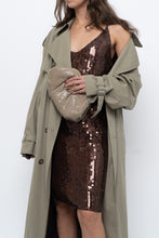 Load image into Gallery viewer, Vintage x Beige Sequin Chainlink Purse