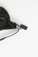 Load image into Gallery viewer, Vintage x COACH Black Butter Leather Small Purse