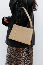 Load image into Gallery viewer, Vintage x Beige Panelled Leather Purse