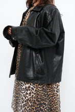 Load image into Gallery viewer, Vintage x DANIER LEATHER Black Shiny Stitched Leather Jacket (S-L)