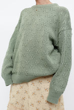 Load image into Gallery viewer, Vintage x Made in Canada x Green Cotton Oversized Sweater (XS-XL)