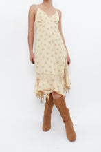 Load image into Gallery viewer, Vintage x Made in Thailand x Light Yellow Floral Midi Dress (S, M)