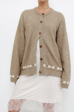 Load image into Gallery viewer, Vintage x Made in New Zealand x Beige Sheep Patterned Soft Cardigan (XS-L)