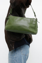 Load image into Gallery viewer, Vintage x DANIER LEATHER Green Pebble Leather Mini Purse