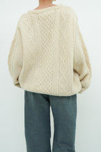 Load image into Gallery viewer, Vintage x Made in Scotland x Pure Wool Cream Cable Knit Sweater (S-L)