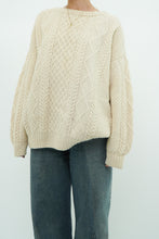 Load image into Gallery viewer, Vintage x Made in Scotland x Pure Wool Cream Cable Knit Sweater (S-L)