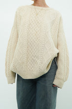 Load image into Gallery viewer, Vintage x Made in Scotland x Pure Wool Cream Cable Knit Sweater (S-L)