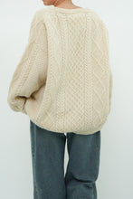 Load image into Gallery viewer, Vintage x Made in Scotland x Pure Wool Cream Cable Knit Sweater (S-L)