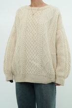 Load image into Gallery viewer, Vintage x Made in Scotland x Pure Wool Cream Cable Knit Sweater (S-L)