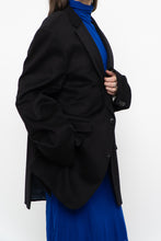 Load image into Gallery viewer, Vintage x Made in Slovenia x HUGO BOSS Pure Cashmere Blazer (M, L)