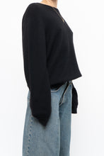 Load image into Gallery viewer, Vintage x Made in England x SAKS FIFTH AVE Black Pure Cashmere Sweater (XS-L)
