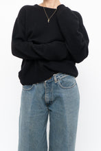 Load image into Gallery viewer, Vintage x Made in England x SAKS FIFTH AVE Black Pure Cashmere Sweater (XS-L)