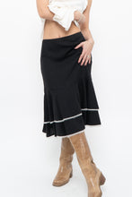 Load image into Gallery viewer, Vintage x Made in Canada x Black Wool-Blend Polka Dot Midi Skirt (XS)