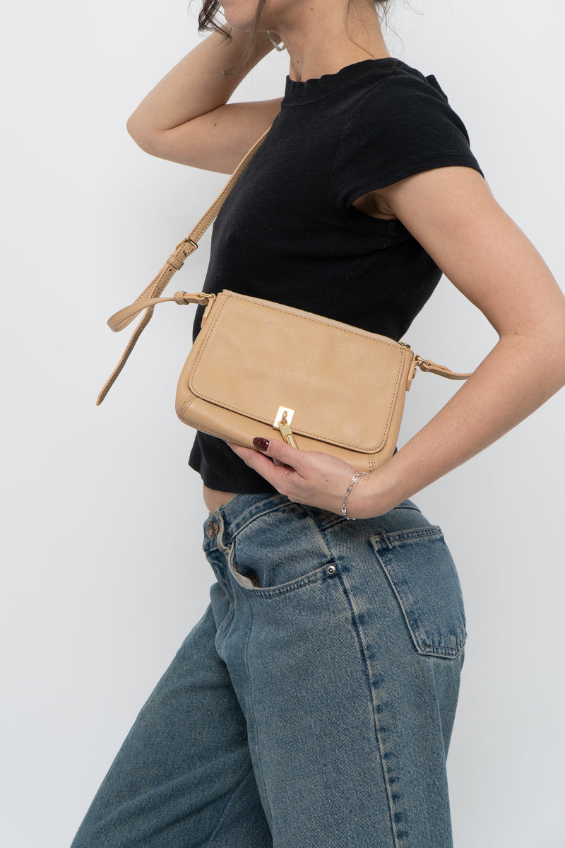 Vintage x ELIZABETH & JAMES Beige Butter Leather Crossbody Purse