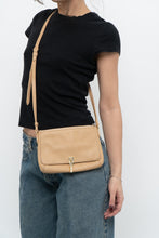 Load image into Gallery viewer, Vintage x ELIZABETH &amp; JAMES Beige Butter Leather Crossbody Purse