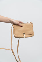 Load image into Gallery viewer, Vintage x ELIZABETH &amp; JAMES Beige Butter Leather Crossbody Purse