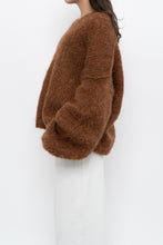 Load image into Gallery viewer, Vintage x Handmade Brown Shimmer Oversized Knit Sweater (M-XXL)