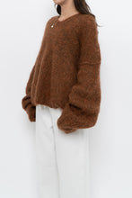 Load image into Gallery viewer, Vintage x Handmade Brown Shimmer Oversized Knit Sweater (M-XXL)