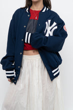 Load image into Gallery viewer, Modern x NY YANKEES Navy Bomber (S-L)