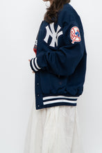 Load image into Gallery viewer, Modern x NY YANKEES Navy Bomber (S-L)